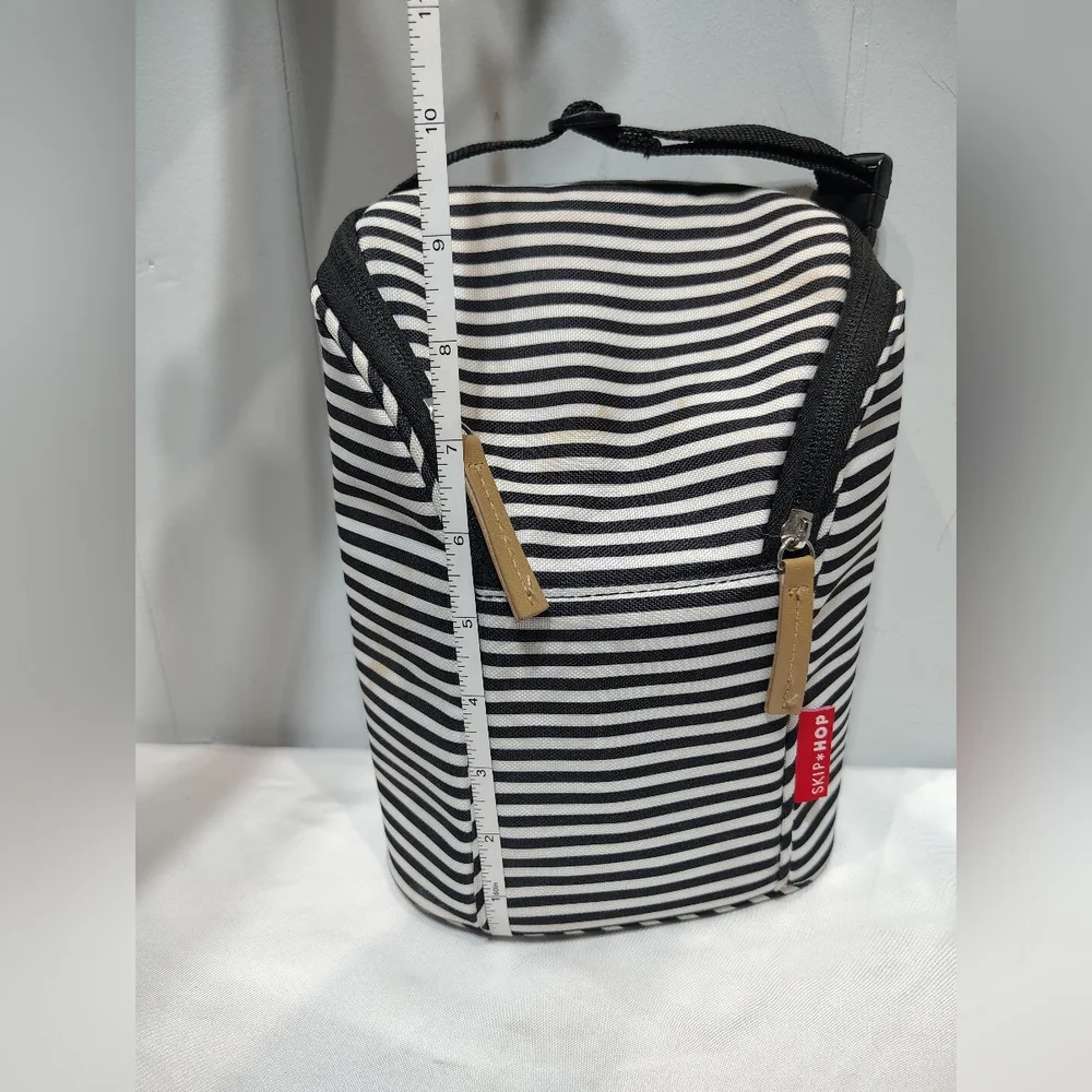 Skip Hop Grab & Go Double‎ Bottle Cooler 24 oz Black White Stripe Insulated
